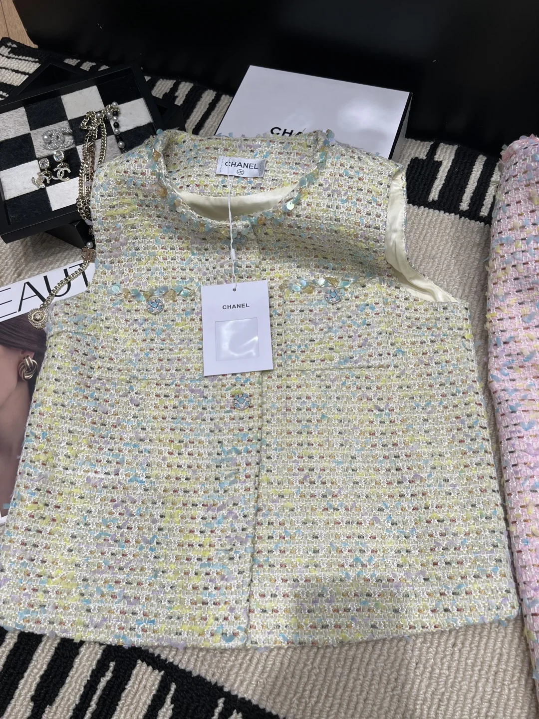 CHANEL Jackets Yellow-Multi S-L B40202609063063