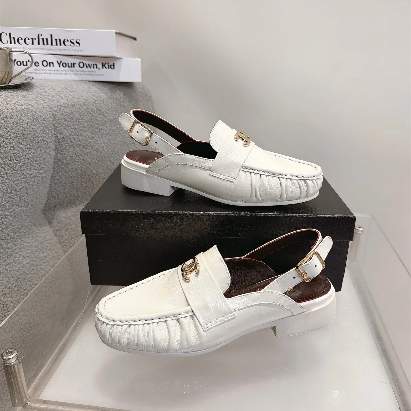 CHANEL Loafers Calfskin Leather White-Gold EU35-41 B20202609111267 - Image 3