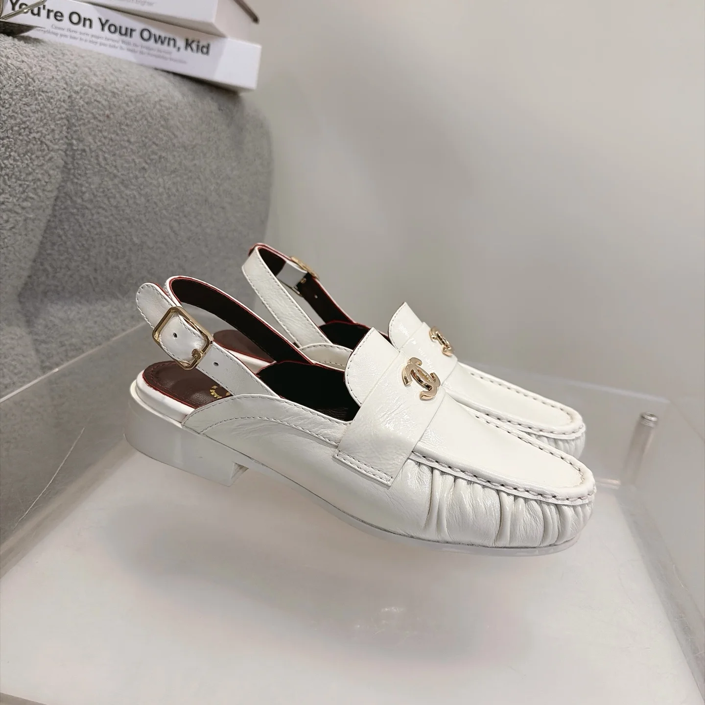 CHANEL Loafers Calfskin Leather White-Gold EU35-41 B20202609111267 - Image 4