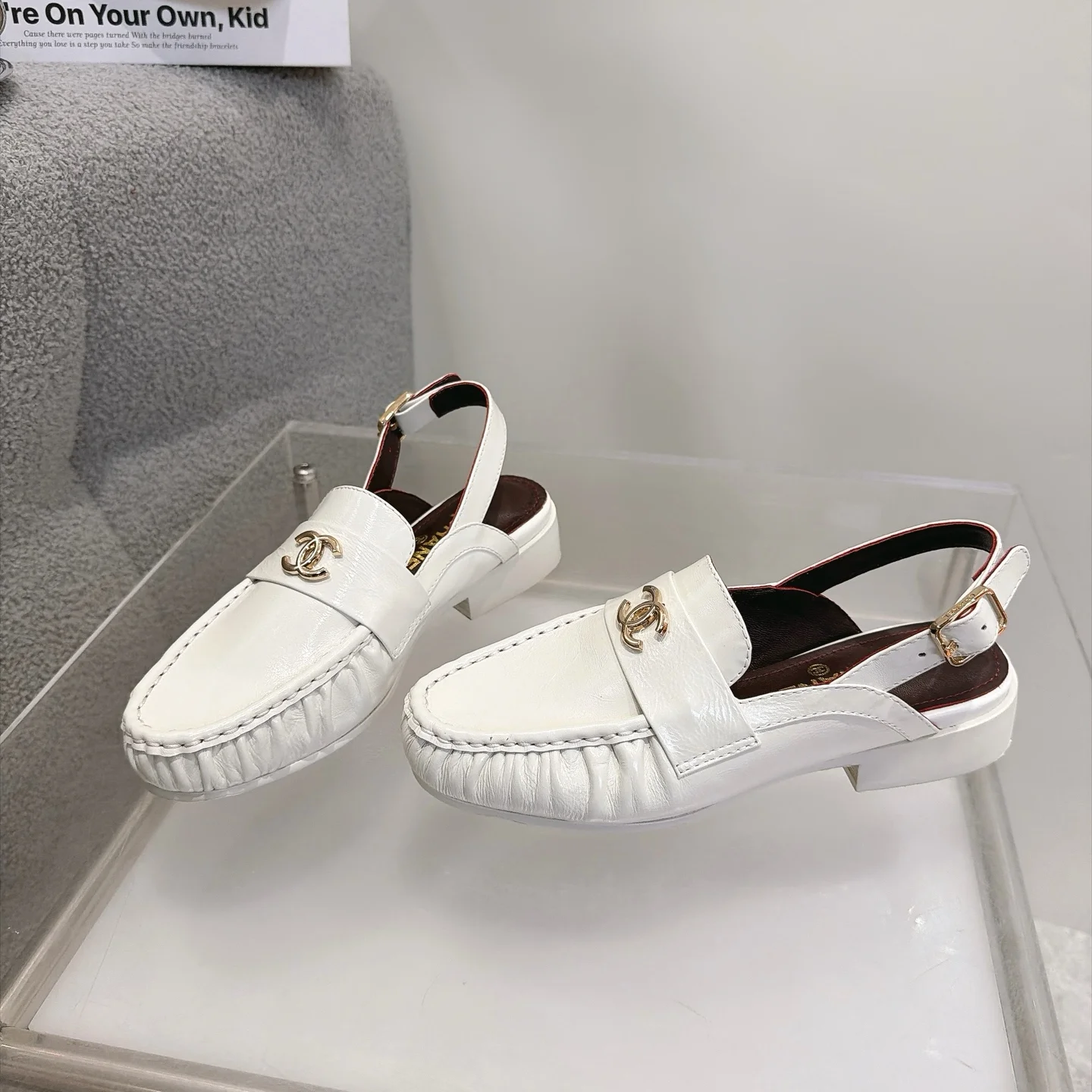 CHANEL Loafers Calfskin Leather White-Gold EU35-41 B20202609111267 - Image 5