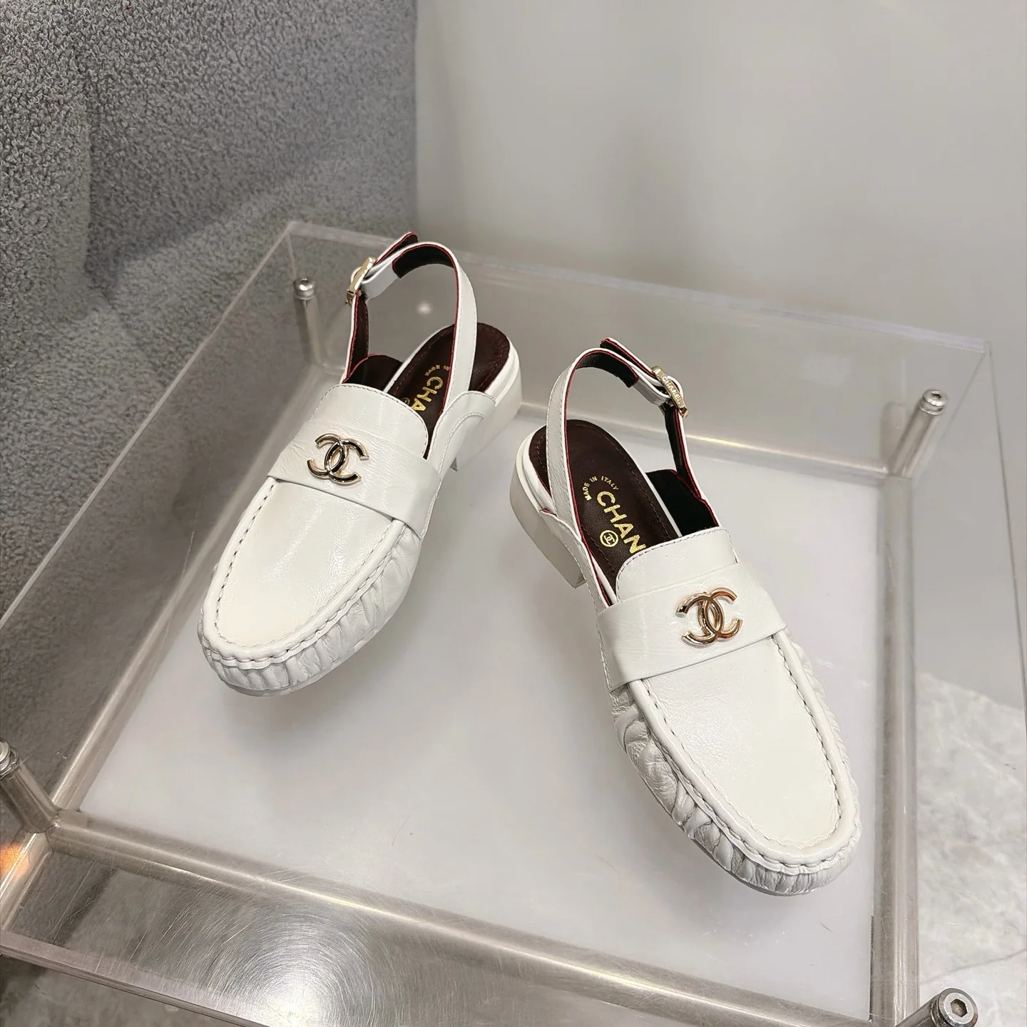 CHANEL Loafers Calfskin Leather White-Gold EU35-41 B20202609111267 - Image 7