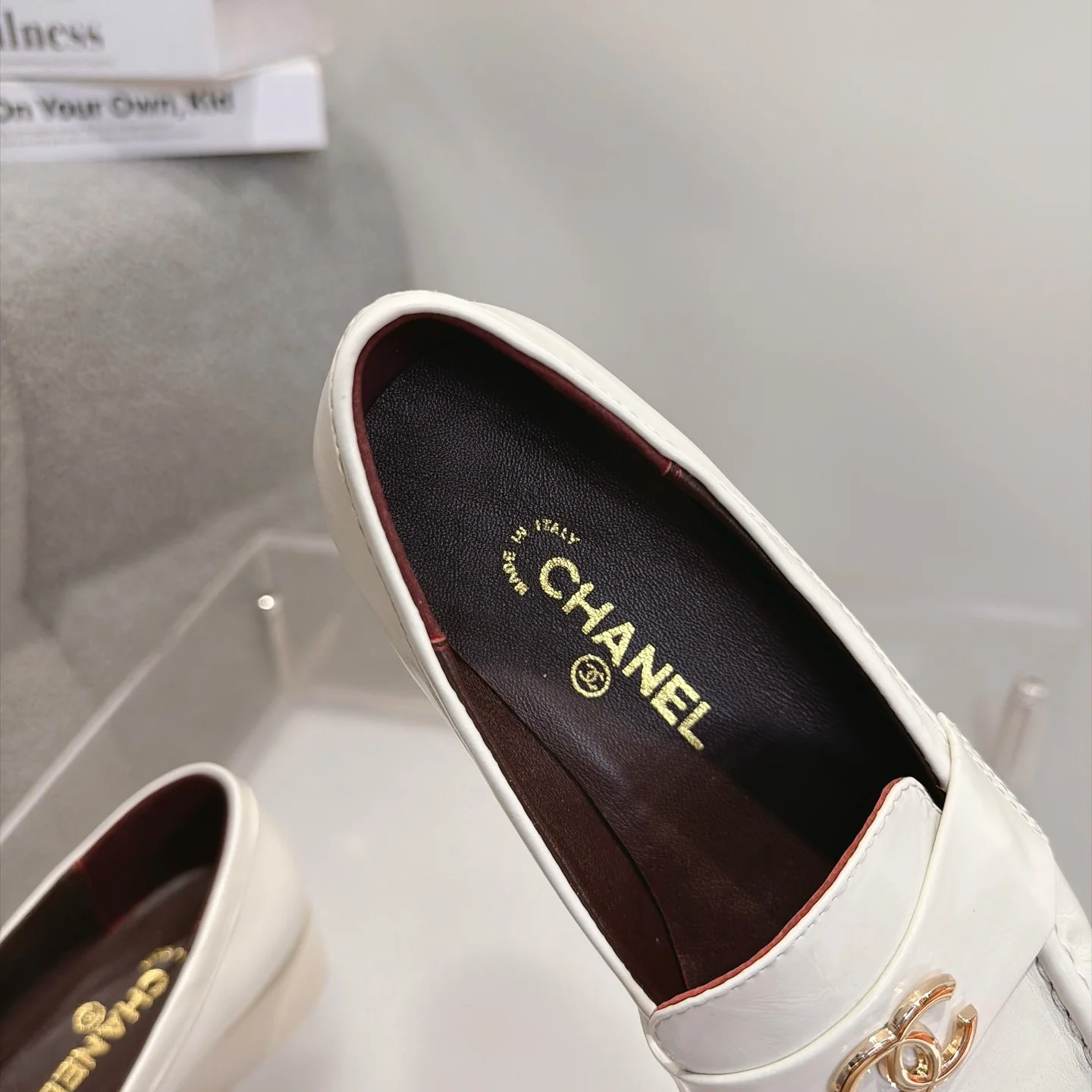 CHANEL Loafers Calfskin Leather White-Gold EU35-41 B20202609111271 - Image 7