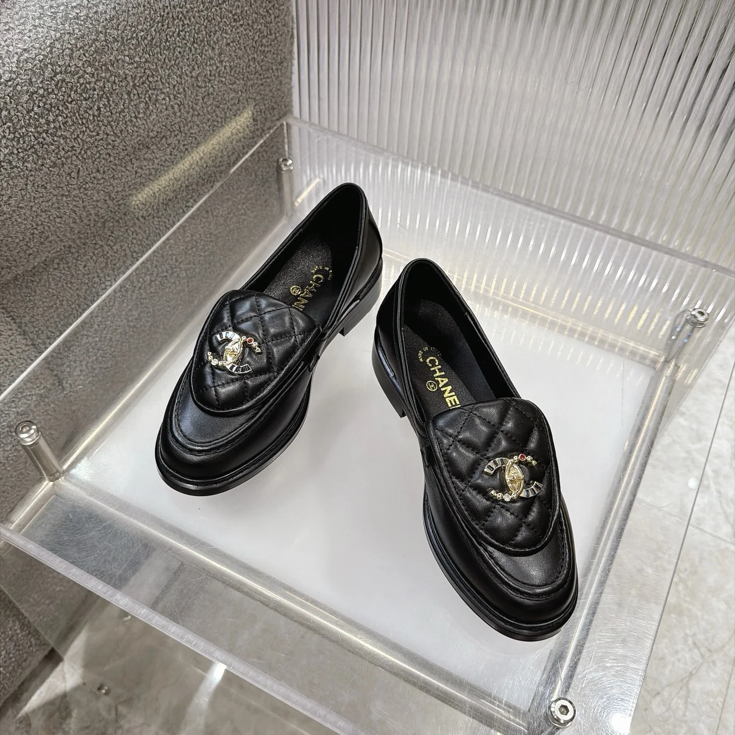 CHANEL Loafers Lambskin Black-Gold EU35-40 B20202609111274 - Image 4