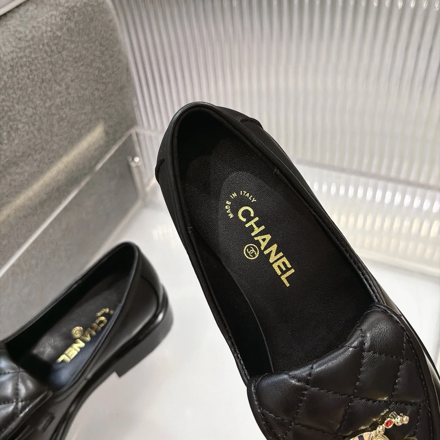 CHANEL Loafers Lambskin Black-Gold EU35-40 B20202609111274 - Image 6