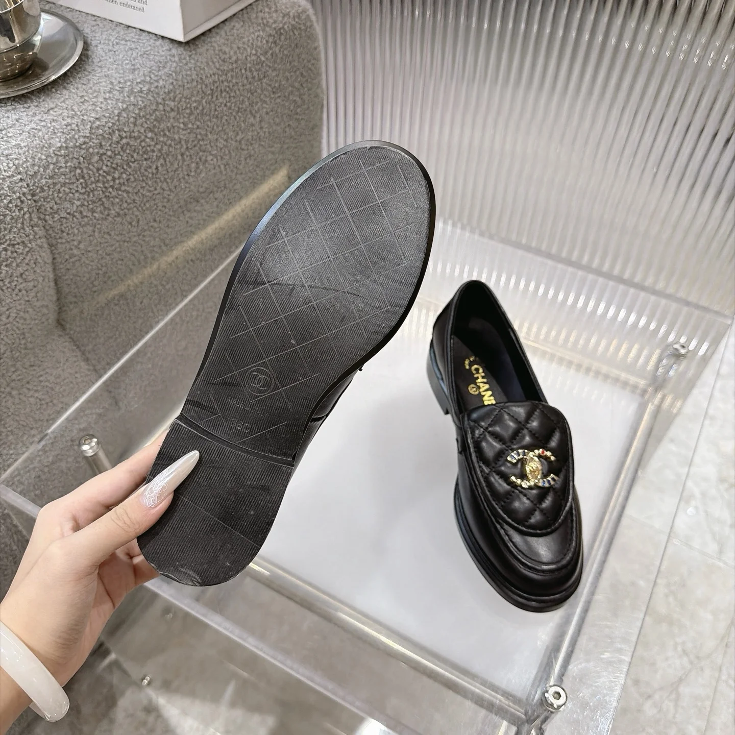 CHANEL Loafers Lambskin Black-Gold EU35-40 B20202609111274 - Image 7