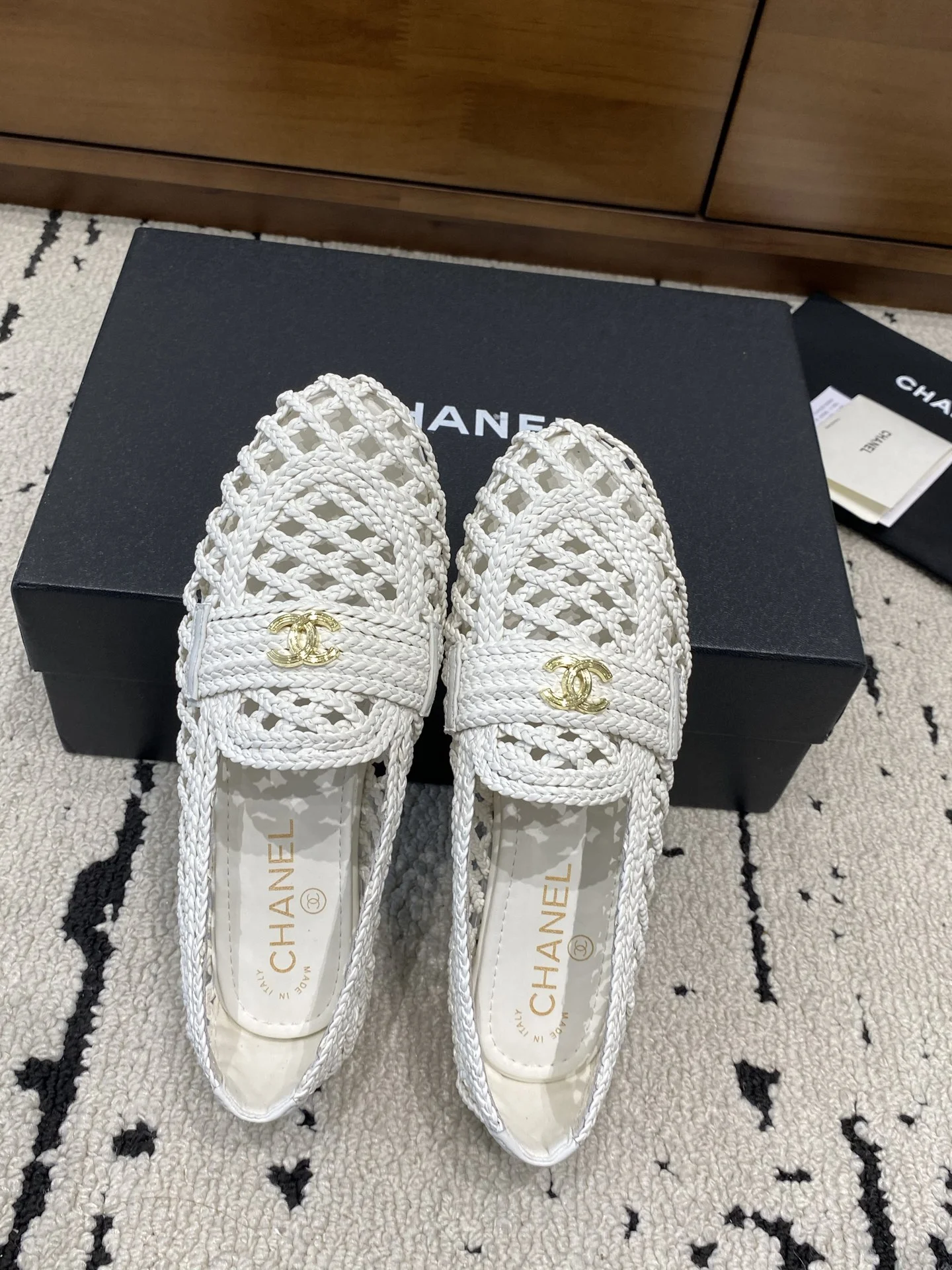 CHANEL Loafers Mesh Leather White-Gold EU35-39 B80202609110238 - Image 4
