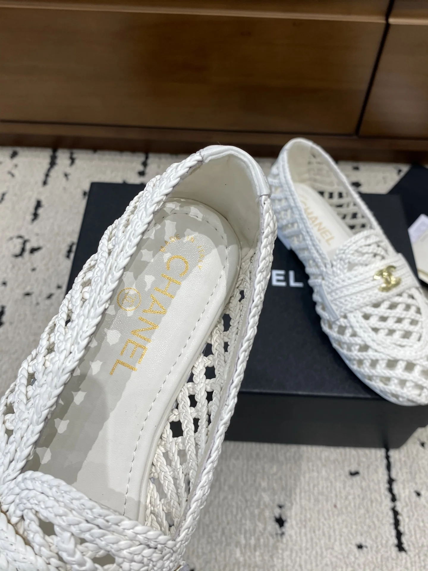 CHANEL Loafers Mesh Leather White-Gold EU35-39 B80202609110238 - Image 6
