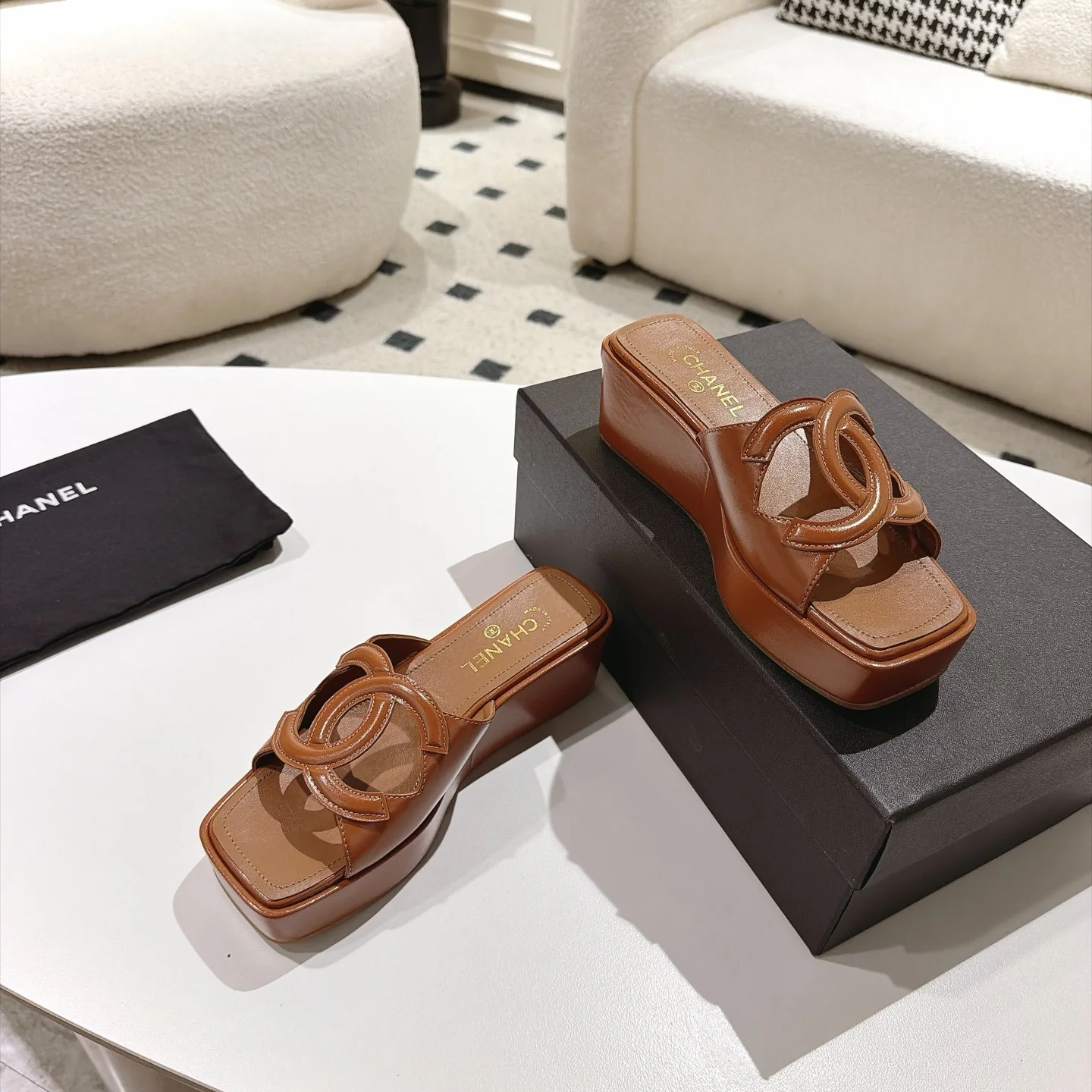 CHANEL Mules Brown-Gold B30202609110869 - Image 6