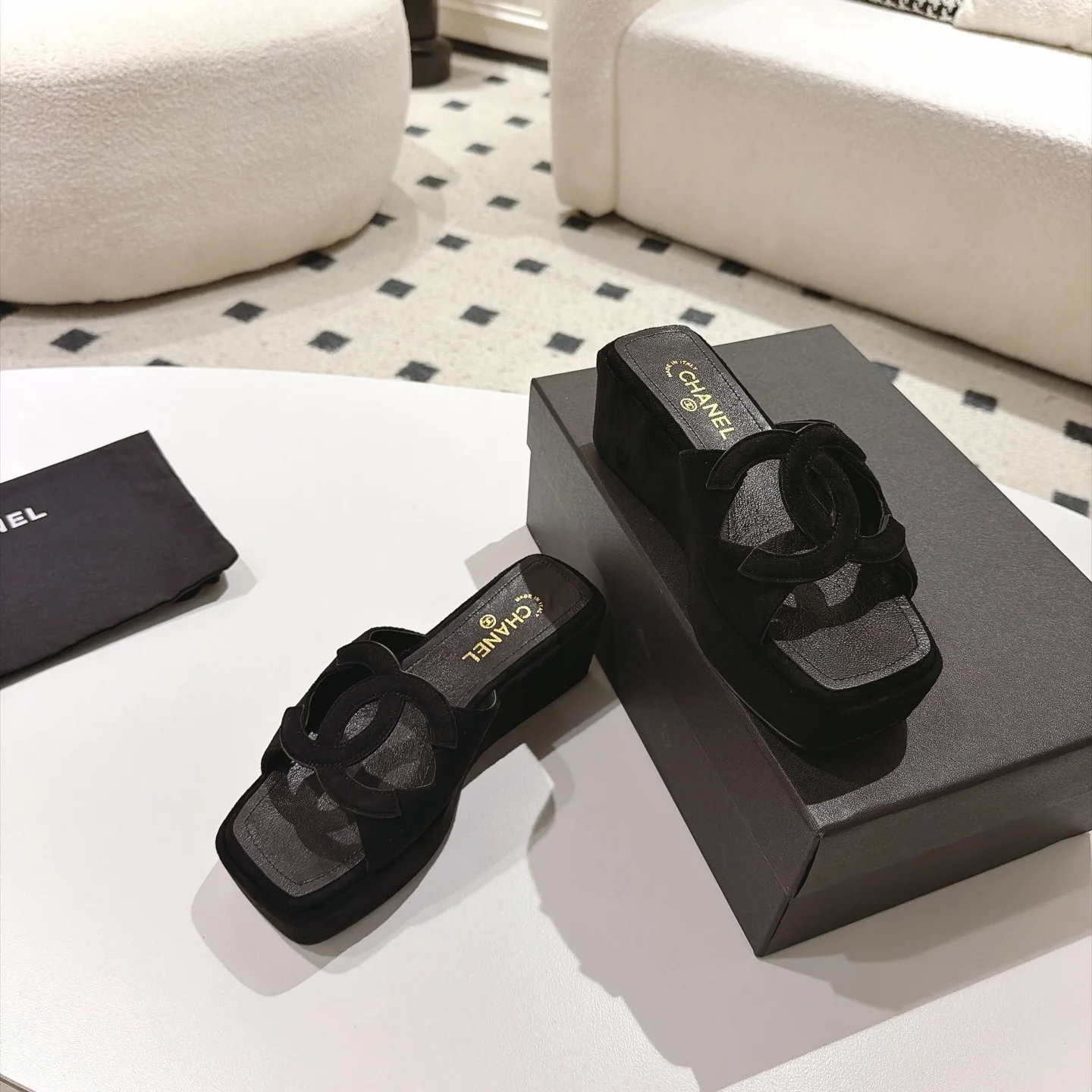 CHANEL Mules Lamb Leather Black EU35-39 B30202609110875 - Image 6