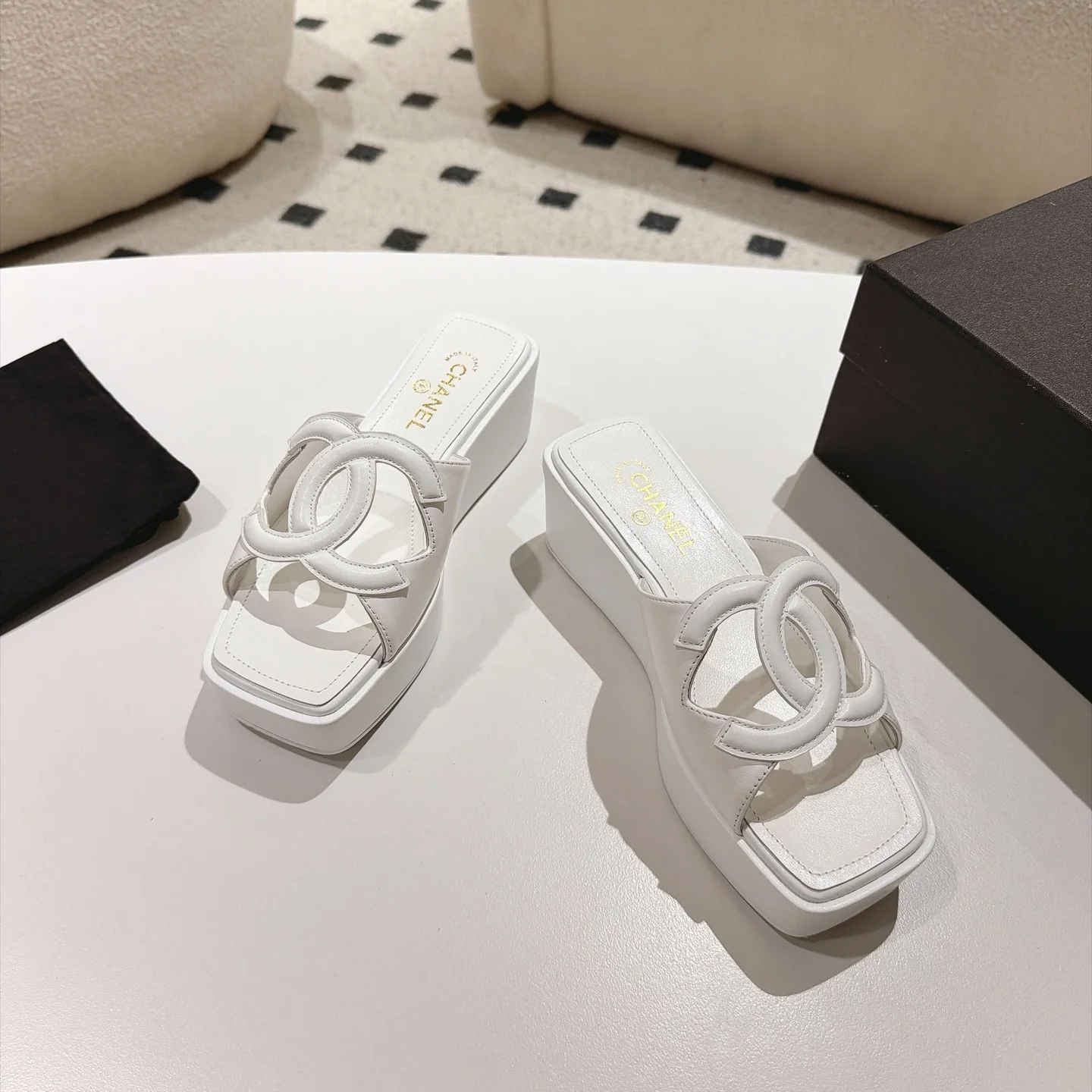 CHANEL Mules Lamb Leather White-Gold EU35-39 B30202609110873 - Image 2