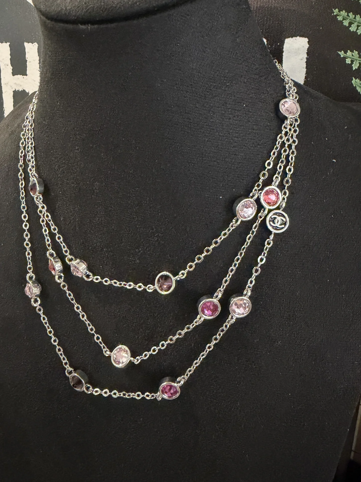CHANEL Necklaces Diamond Enamel I0202609070016 - Image 8