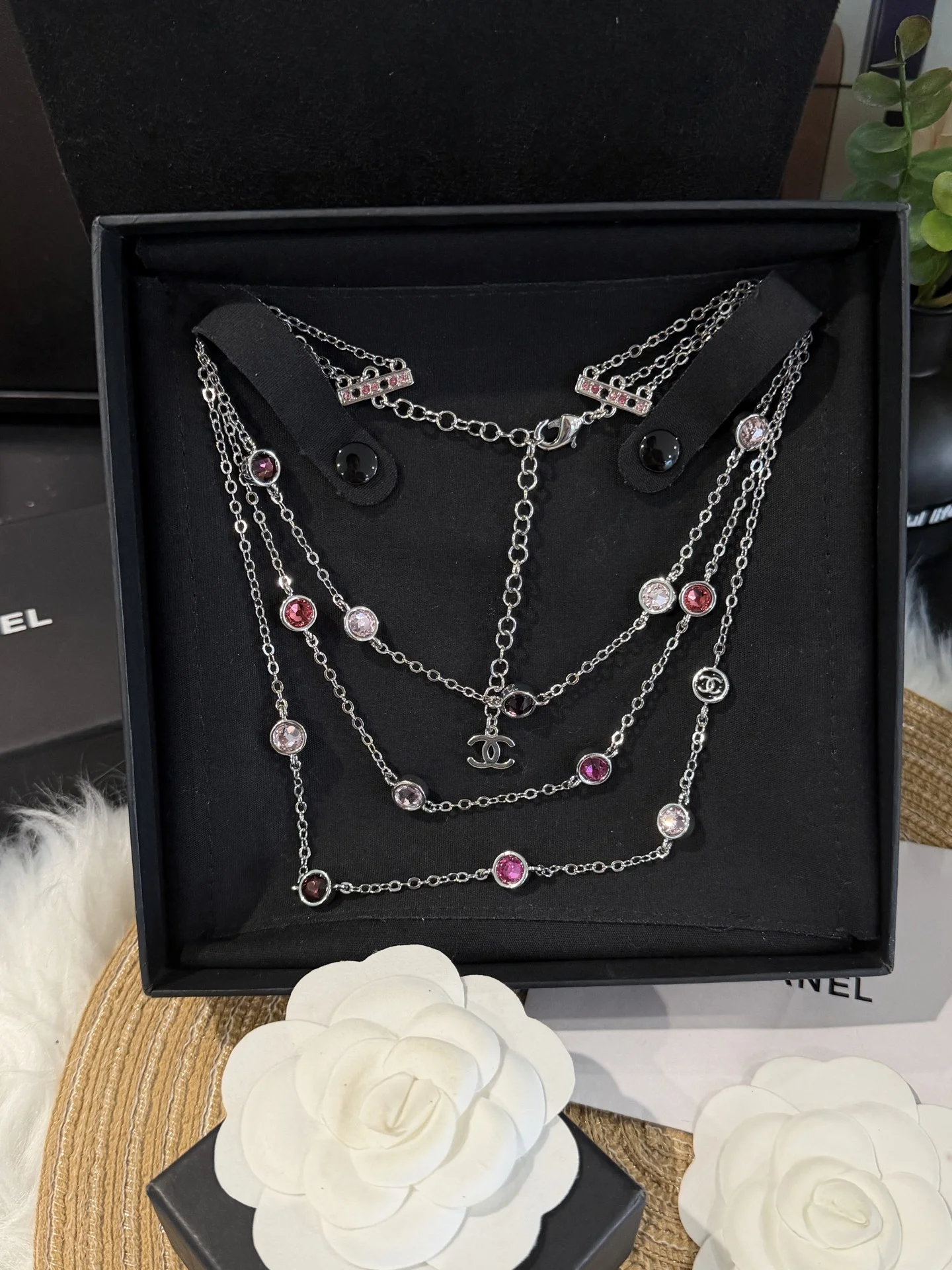CHANEL Necklaces Diamond Enamel I0202609070016 - Image 9
