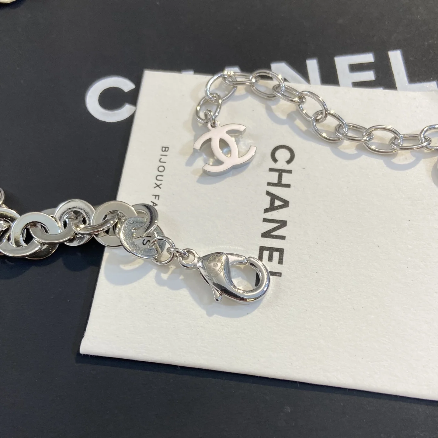 CHANEL Necklaces One Size A05202609070084 - Image 5