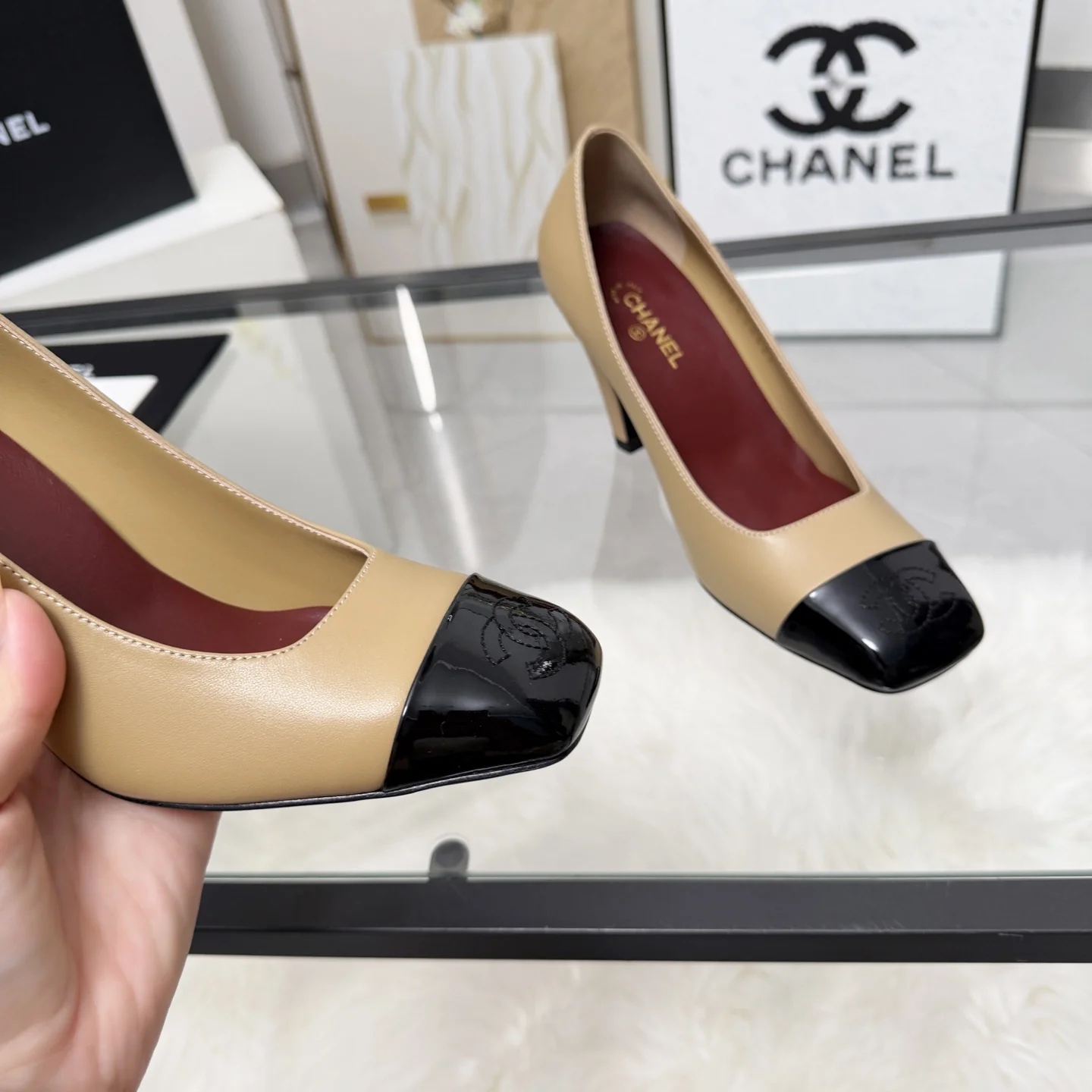 CHANEL Pumps Beige-Black B70202609110271 - Image 5