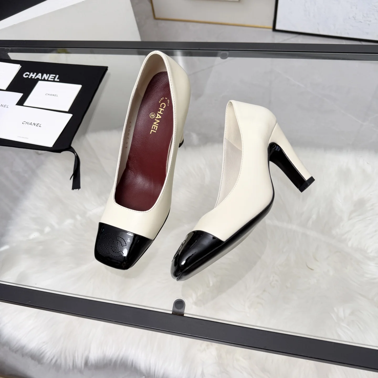 CHANEL Pumps Cream-Black B70202609110272 - Image 7