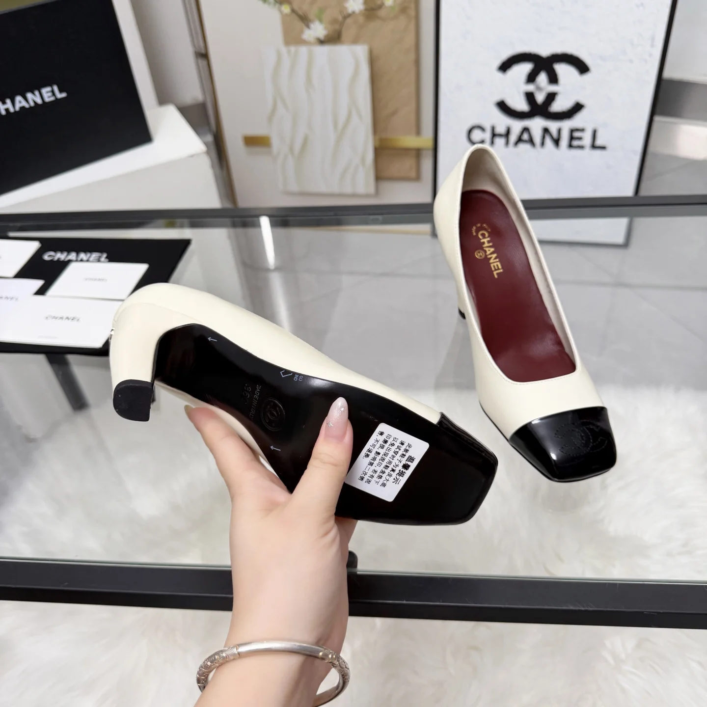 CHANEL Pumps Cream-Black B70202609110272 - Image 9