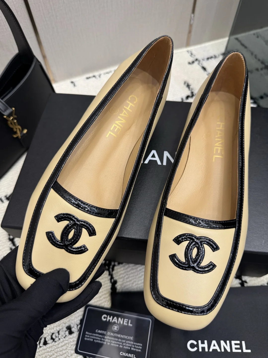 CHANEL Pumps Leather Beige-Black EU35-39 B70202609110302 - Image 6