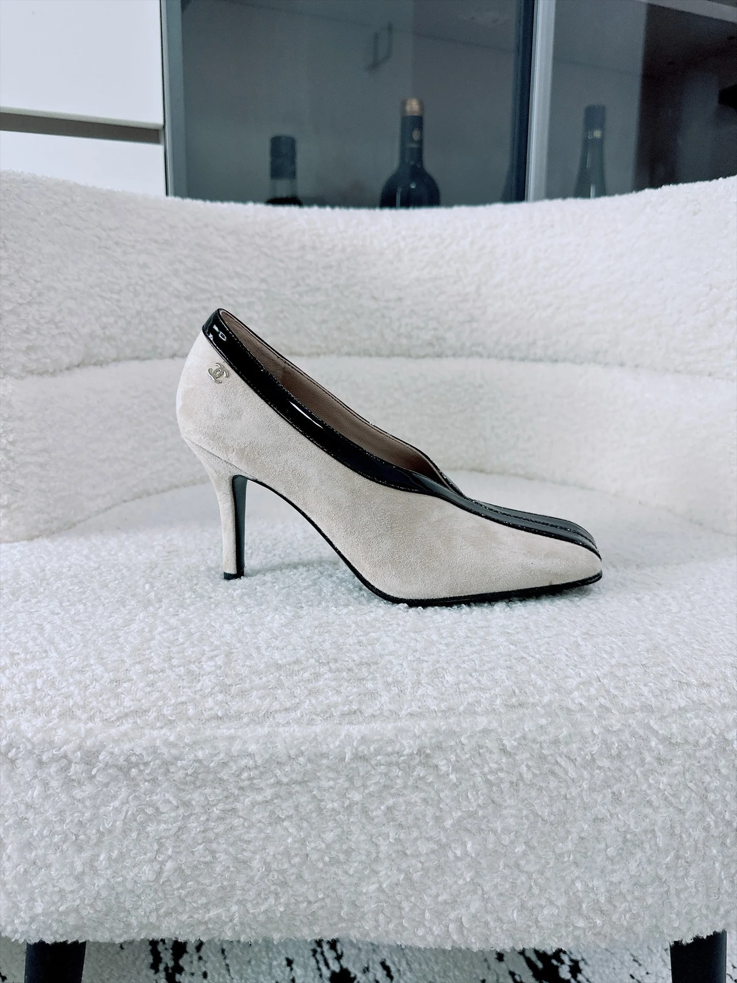 CHANEL Pumps Patent Lamb Leather Beige-Black EU35-41 B70202609110518