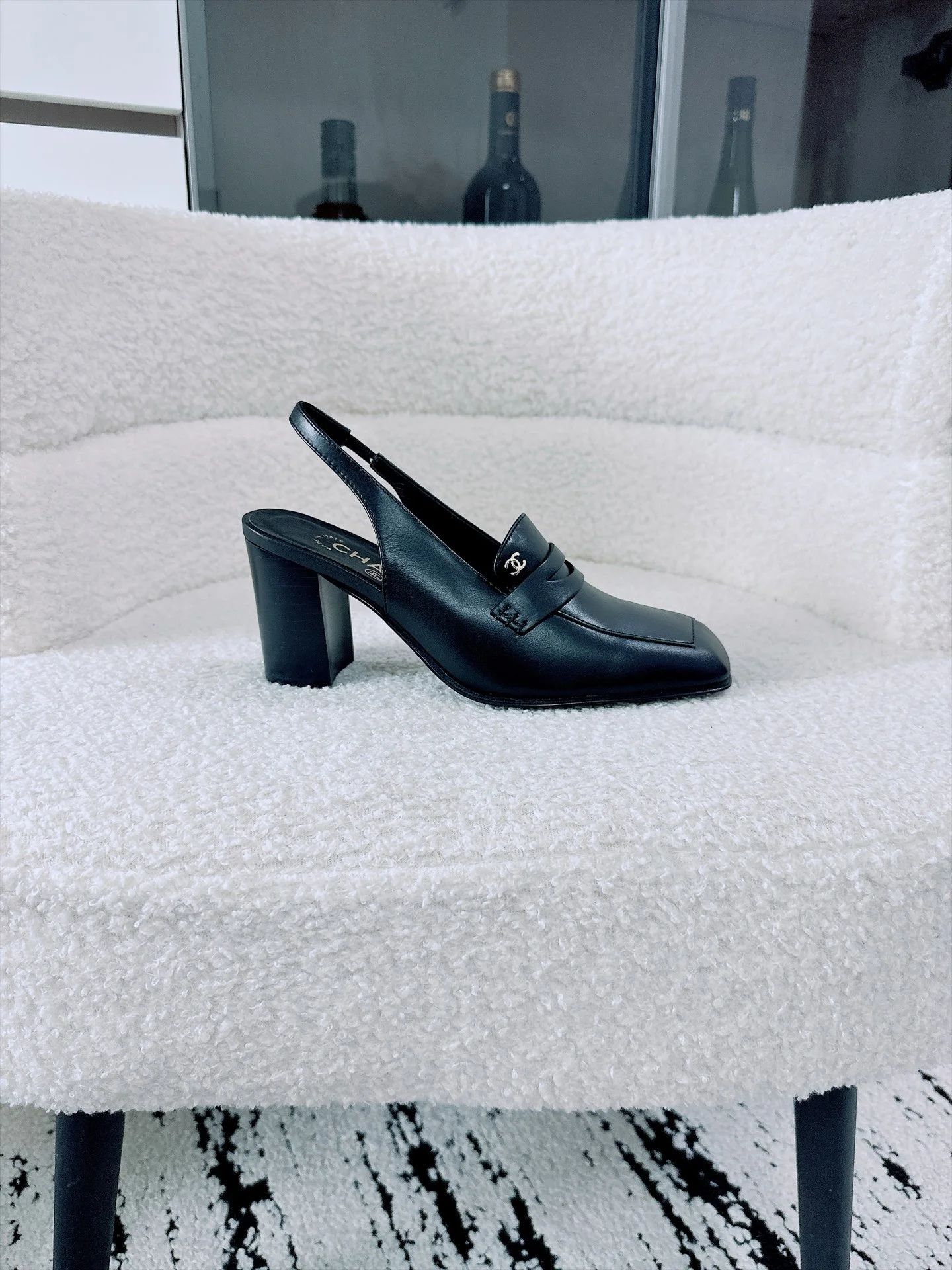 CHANEL Pumps Patent Lamb Leather Black-Silver EU35-41 B70202609110539