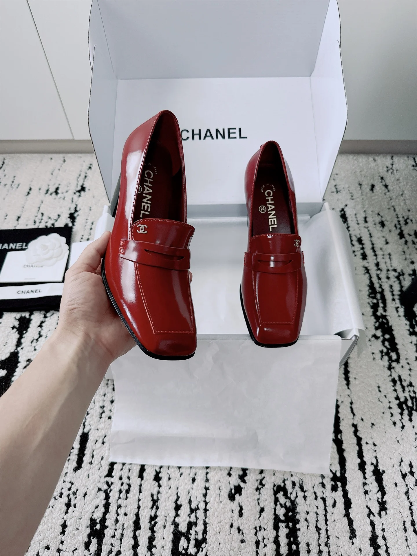 CHANEL Pumps Patent Lamb Leather Red-Black EU35-41 B80202609110536 - Image 11