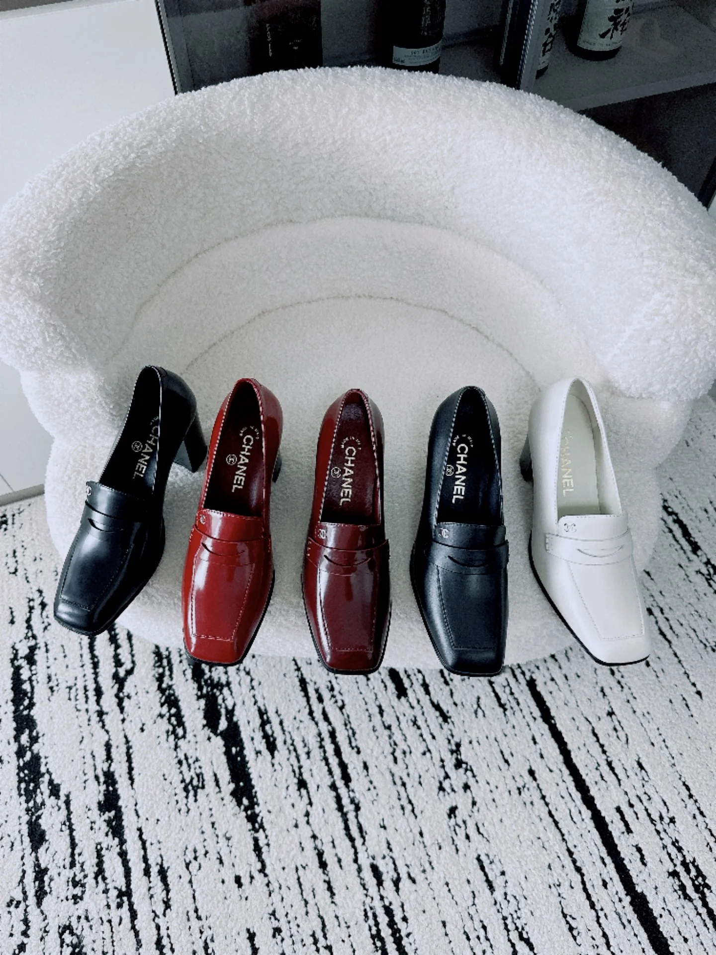 CHANEL Pumps Patent Lamb Leather Red-Black EU35-41 B80202609110536 - Image 3