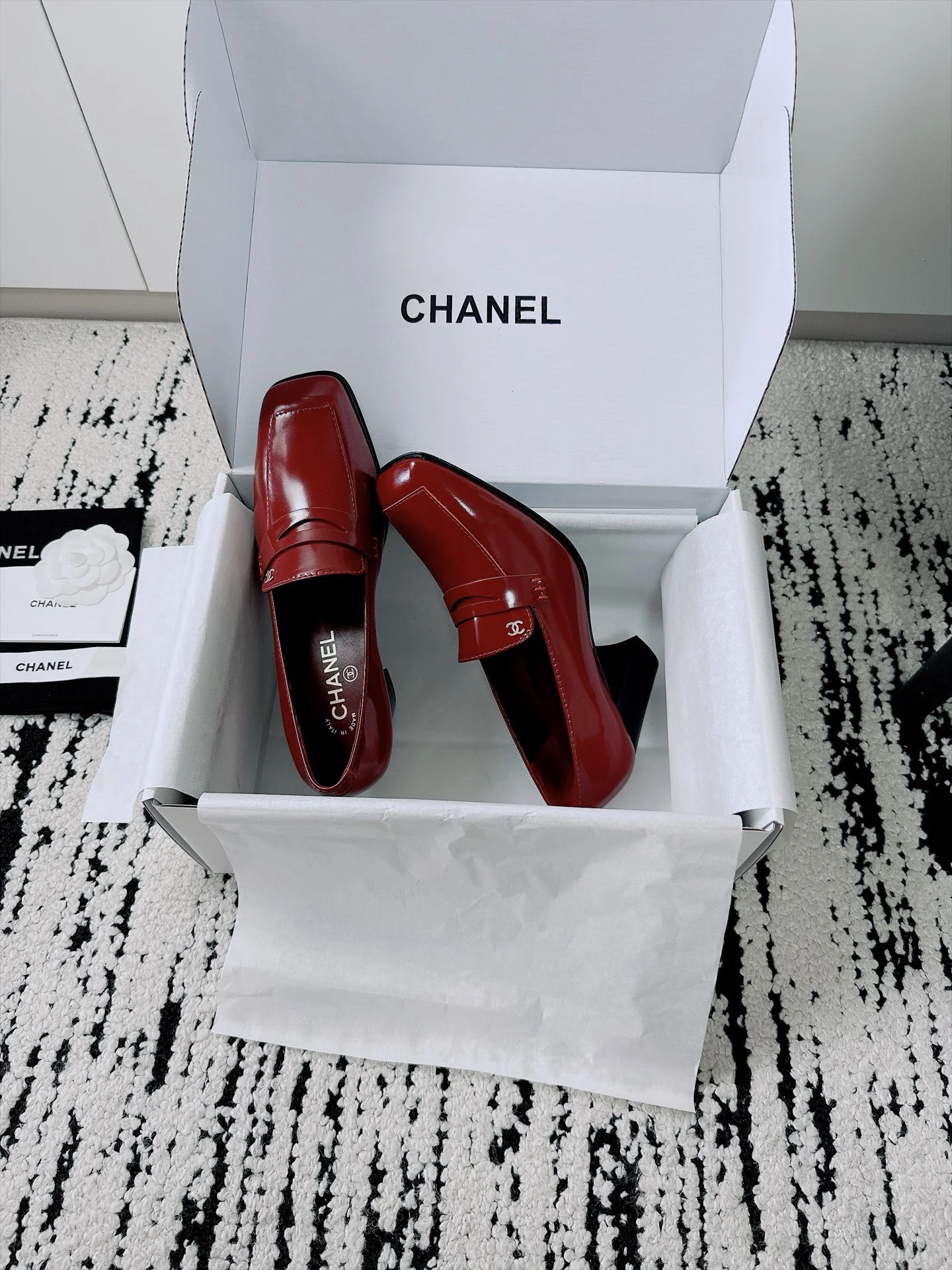 CHANEL Pumps Patent Lamb Leather Red-Black EU35-41 B80202609110536 - Image 9