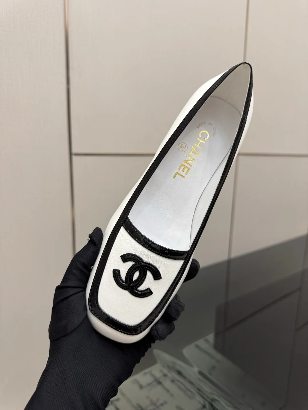 CHANEL Pumps White-Black B70202609110295 - Image 8