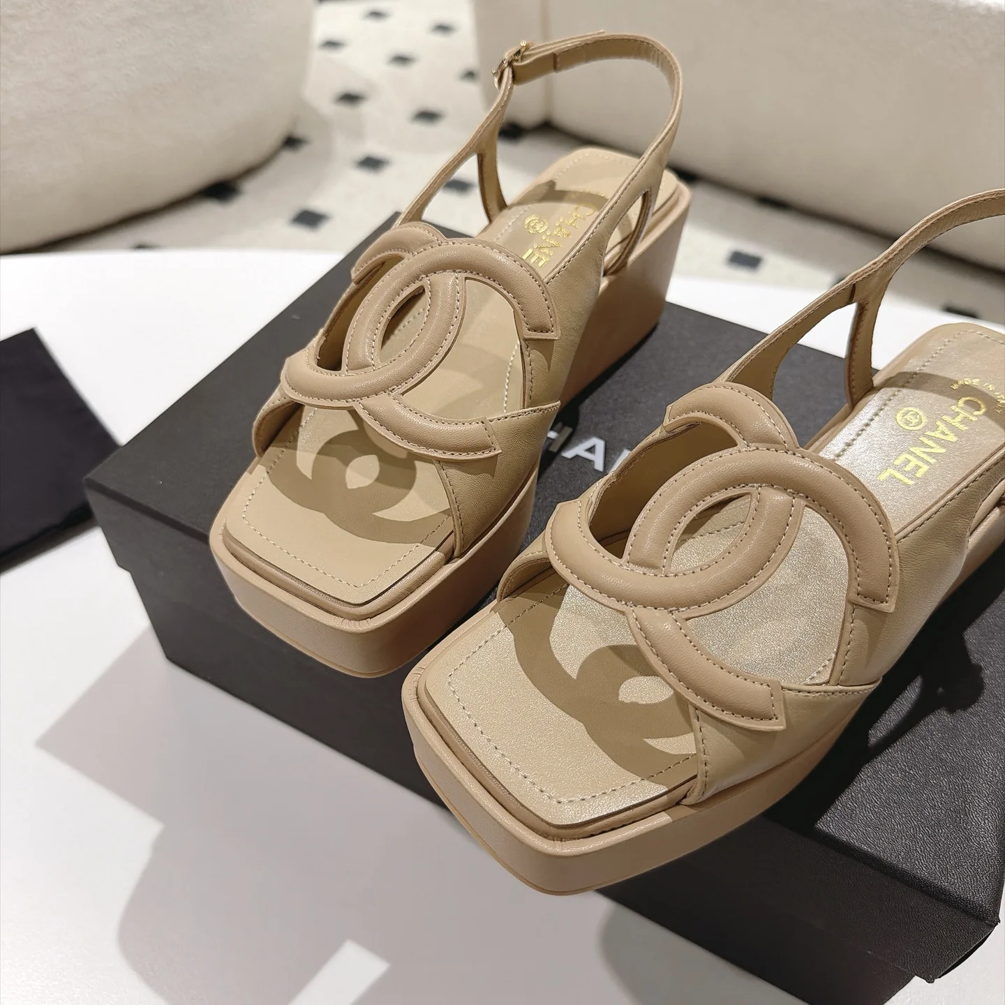 CHANEL Sandals Lamb Leather Beige-Gold EU35-41 B40202609110882 - Image 7