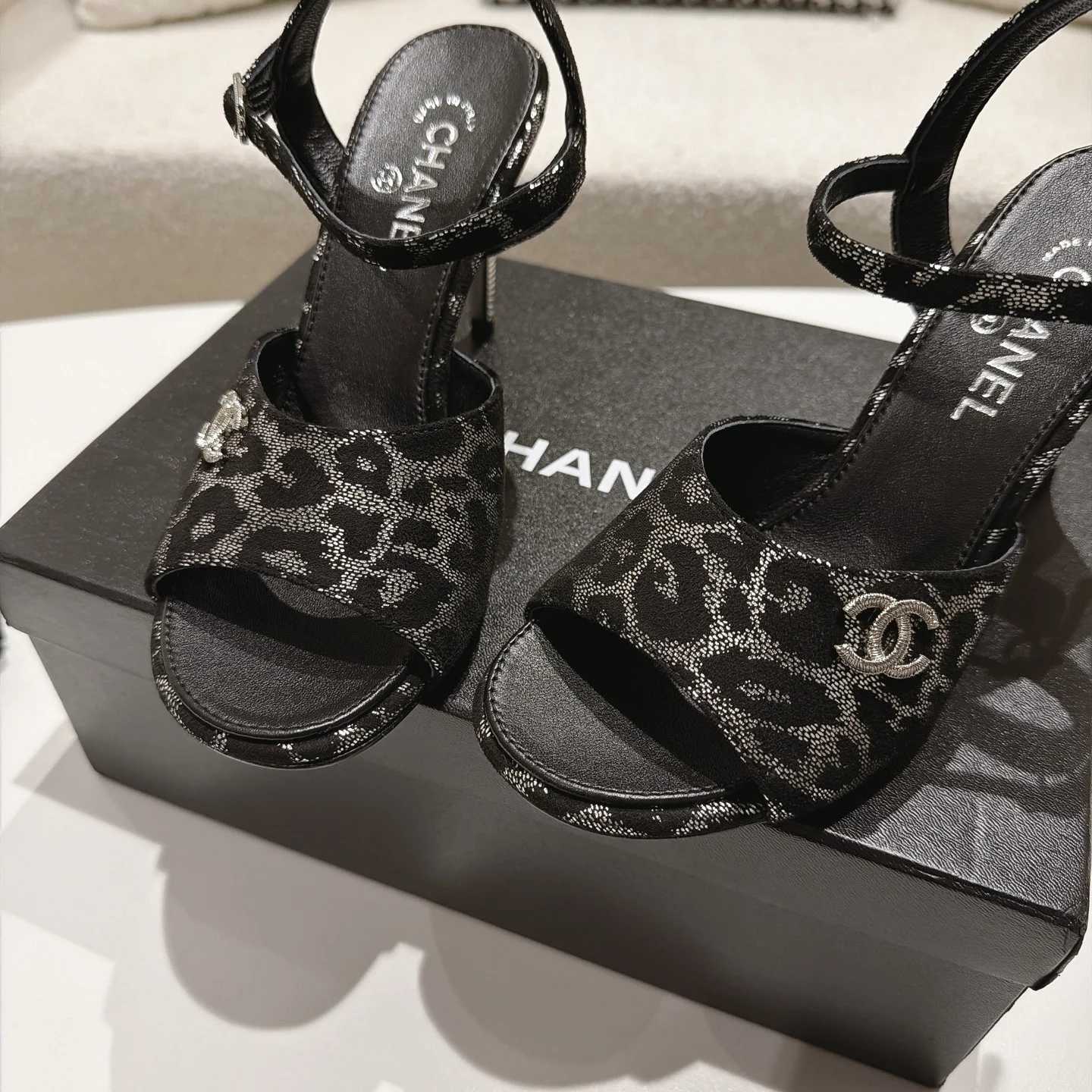 CHANEL Sandals Lamb Leather Black-Silver EU35-39 B40202609110867 - Image 6
