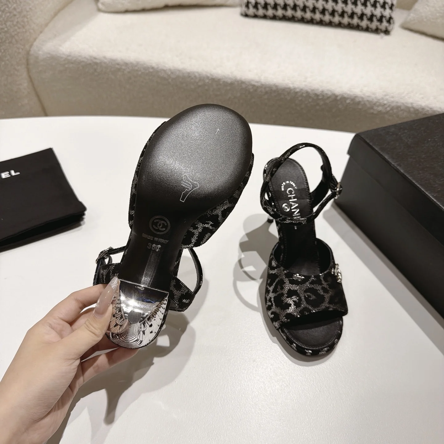 CHANEL Sandals Lamb Leather Black-Silver EU35-39 B40202609110867 - Image 7