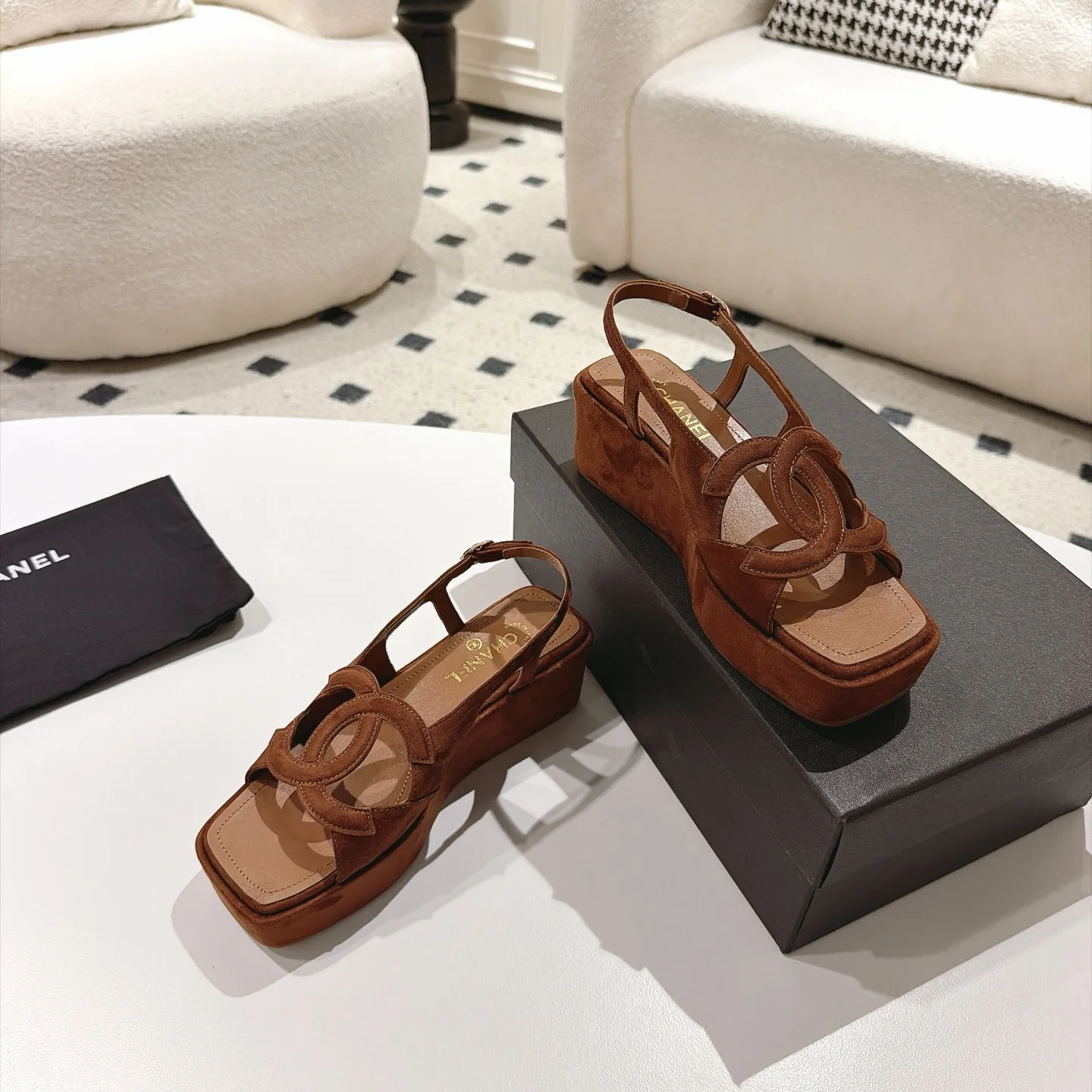 CHANEL Sandals Lamb Leather Brown EU35-39 B40202609110879 - Image 6