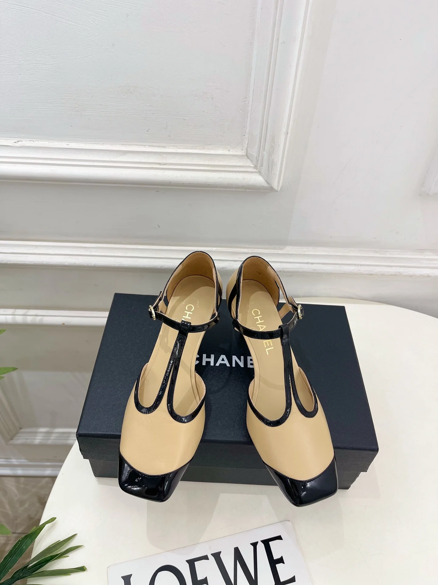 CHANEL Sandals Lambskin Beige-Black EU35-39 B70202609110204