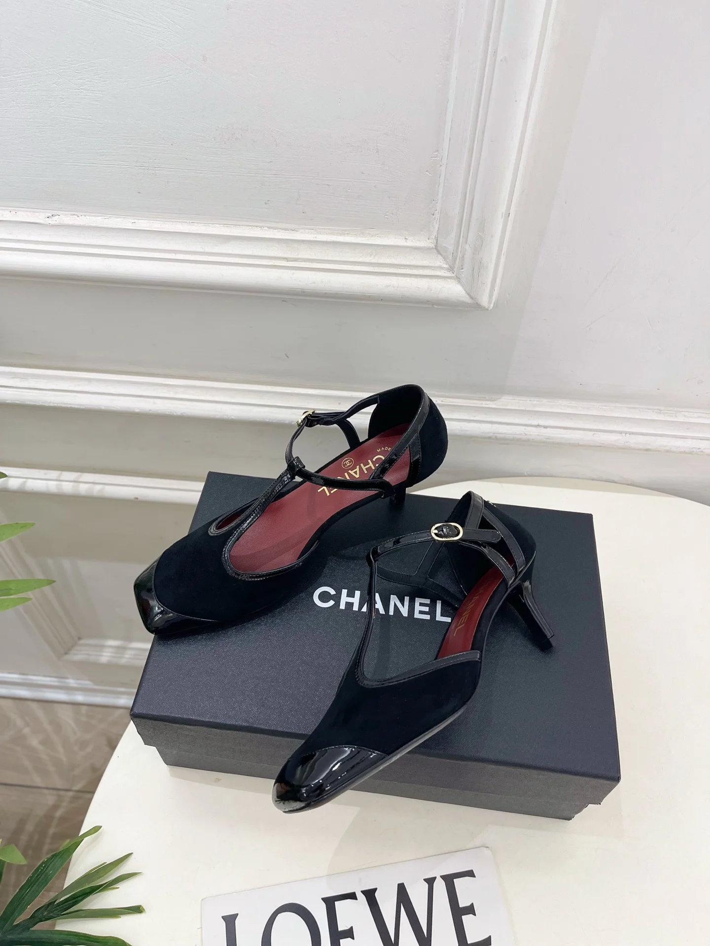 CHANEL Sandals Lambskin Leather Black-Red EU35-39 B70202609110206 - Image 5