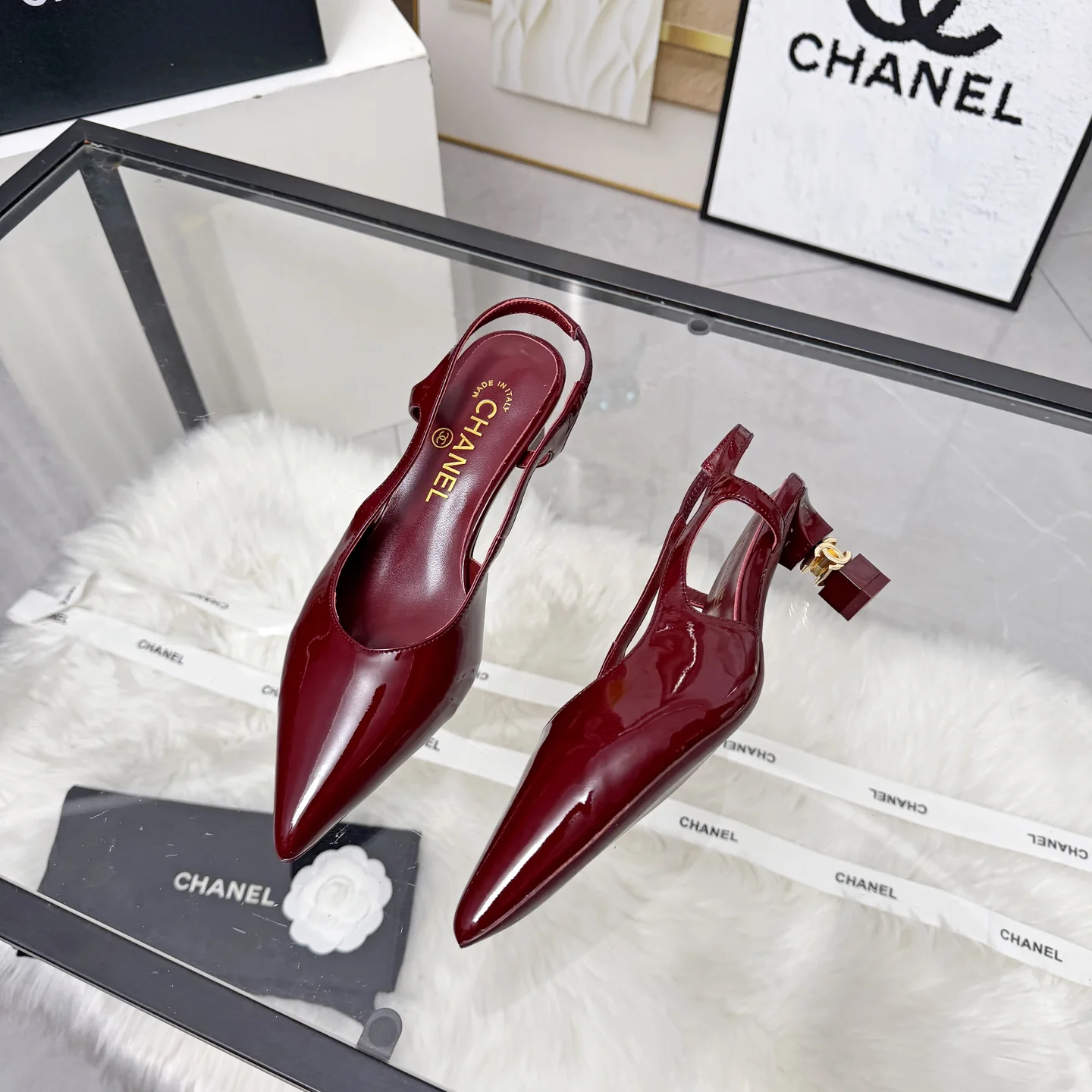 CHANEL Sandals Leather Burgundy-Gold EU35-41 B80202609110251 - Image 7