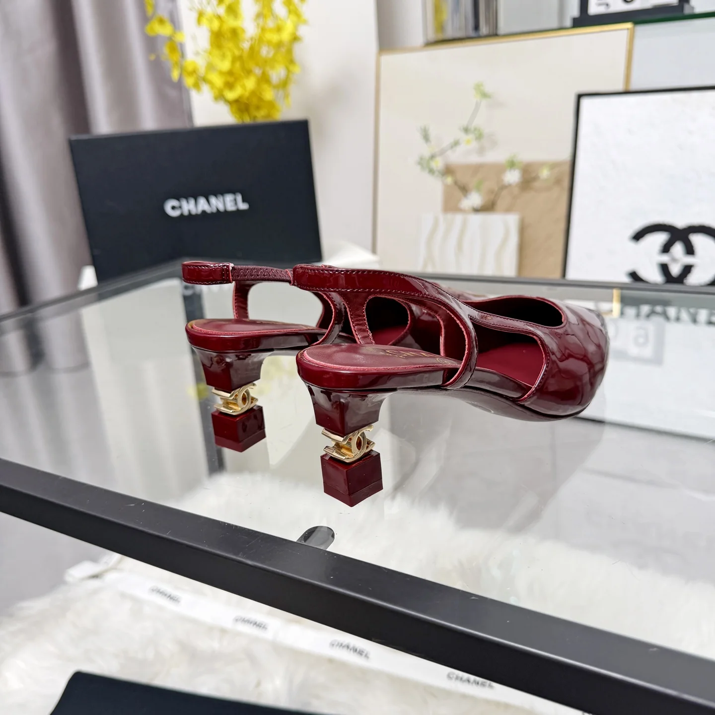 CHANEL Sandals Leather Burgundy-Gold EU35-41 B80202609110251 - Image 8