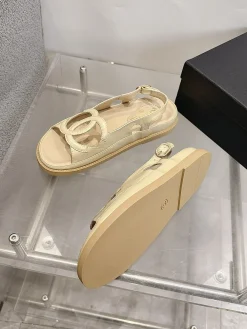 Alternative view of CHANEL Sandals Oiled Leather Beige EU35-40 B20202609112000