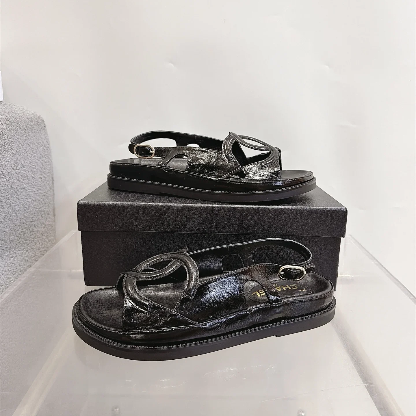 CHANEL Sandals Oiled Leather Black EU35-40 B20202609112001 - Image 7