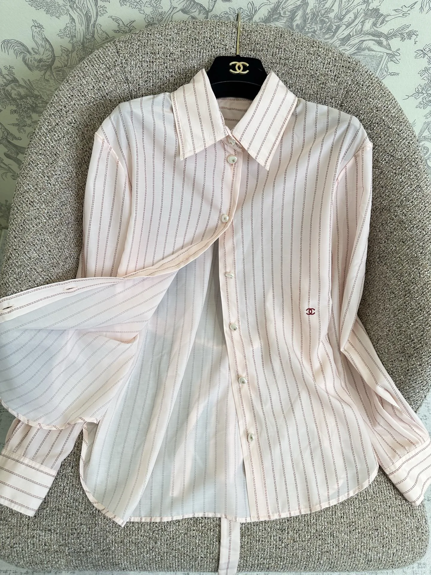 CHANEL Shirts Pink-Gray S-M-L C25202609062765 - Image 6