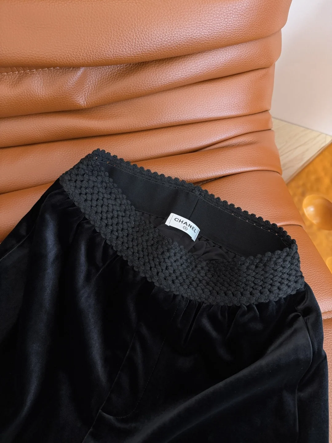 CHANEL Shorts Velvet Black-Silver S-L B35202609061387 - Image 3