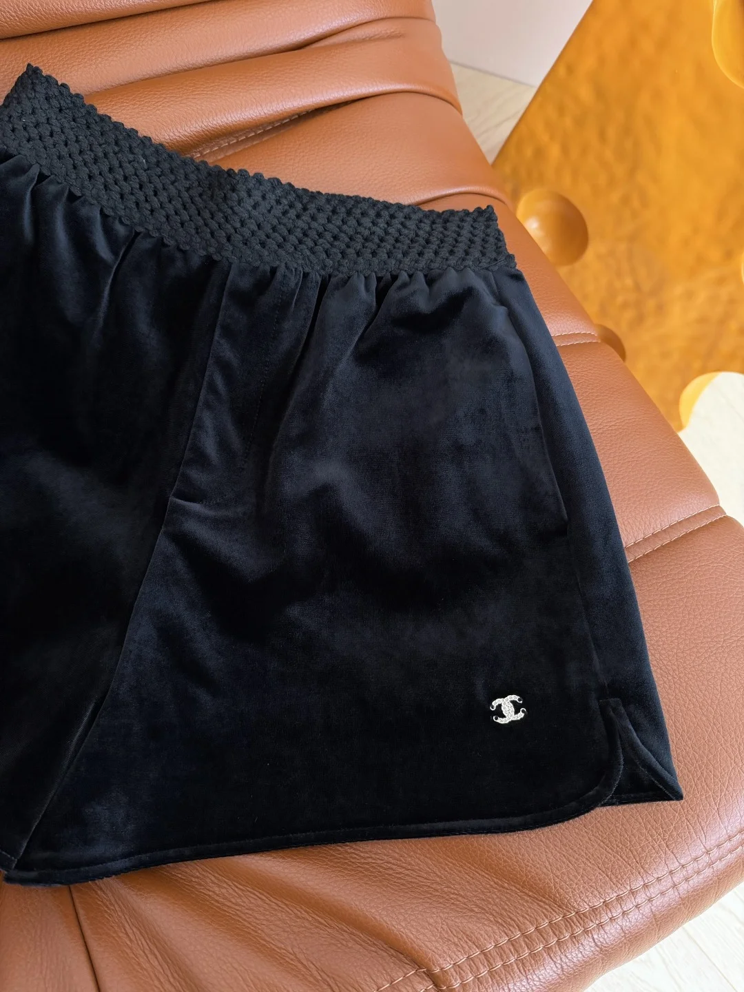 CHANEL Shorts Velvet Black-Silver S-L B35202609061387 - Image 7