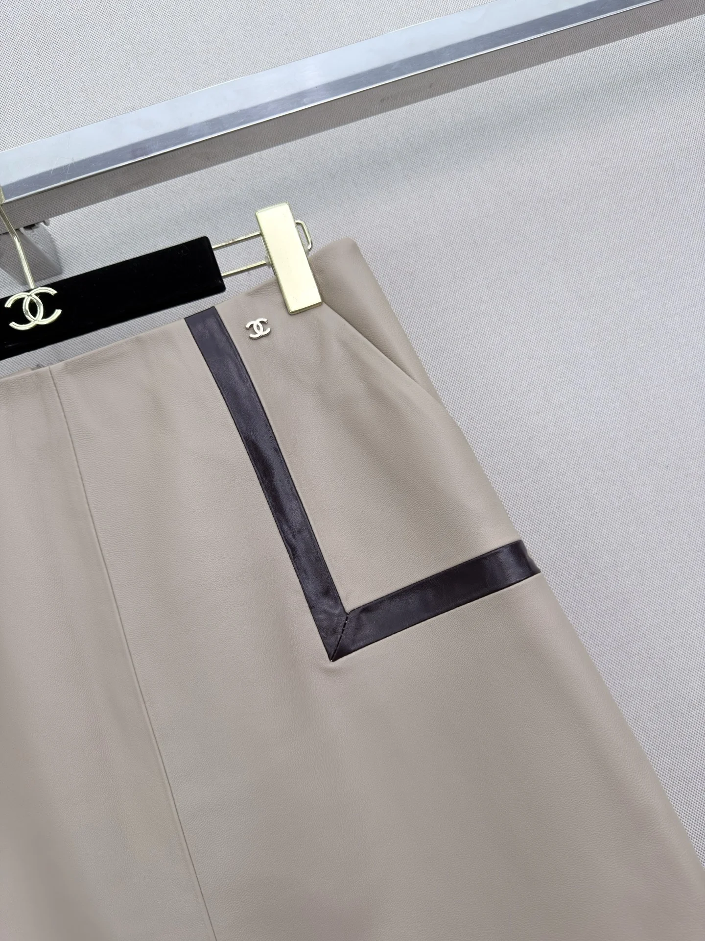 CHANEL Skirts Beige-Black S-L D70202609063471 - Image 4