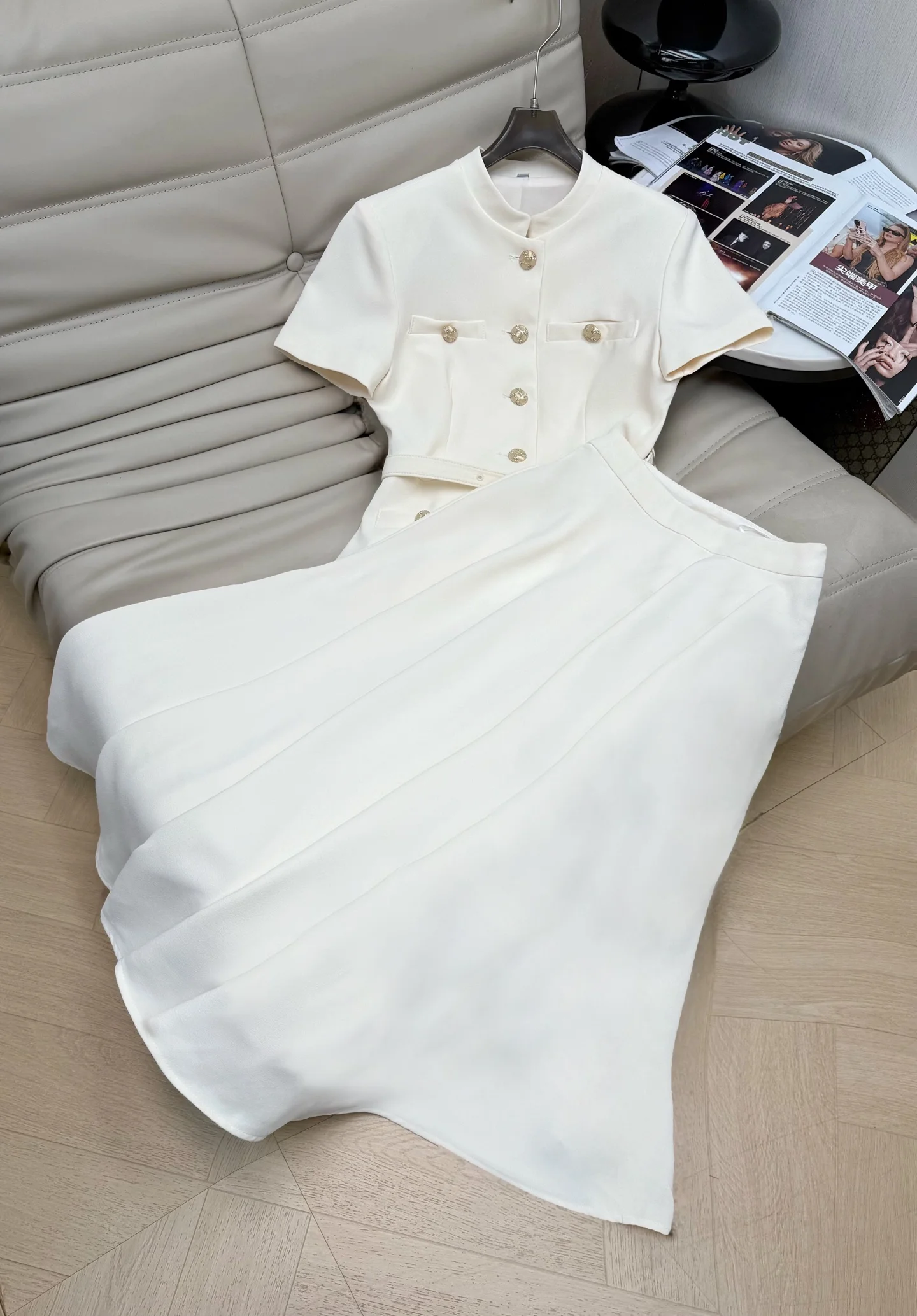 CHANEL Skirts White-Gold S-L C70202609060245
