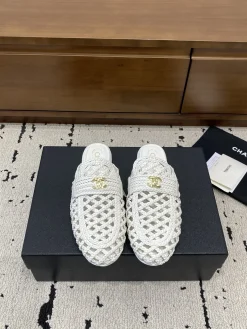 CHANEL Slides Mesh and Leather White-Gold EU35-39 B71202609110236