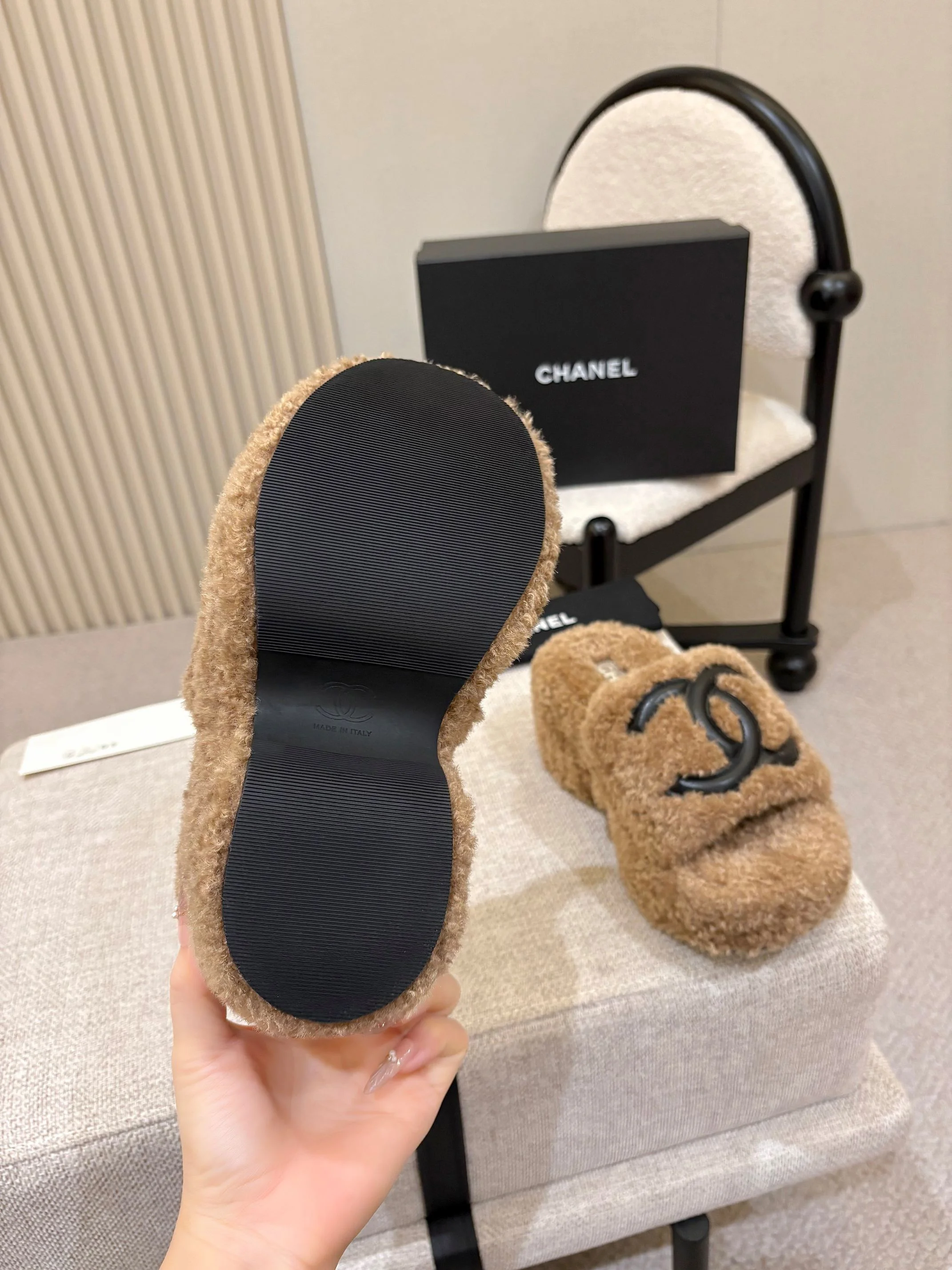 CHANEL Slides Wool Brown-Black EU35-40 B20202609110560 - Image 8