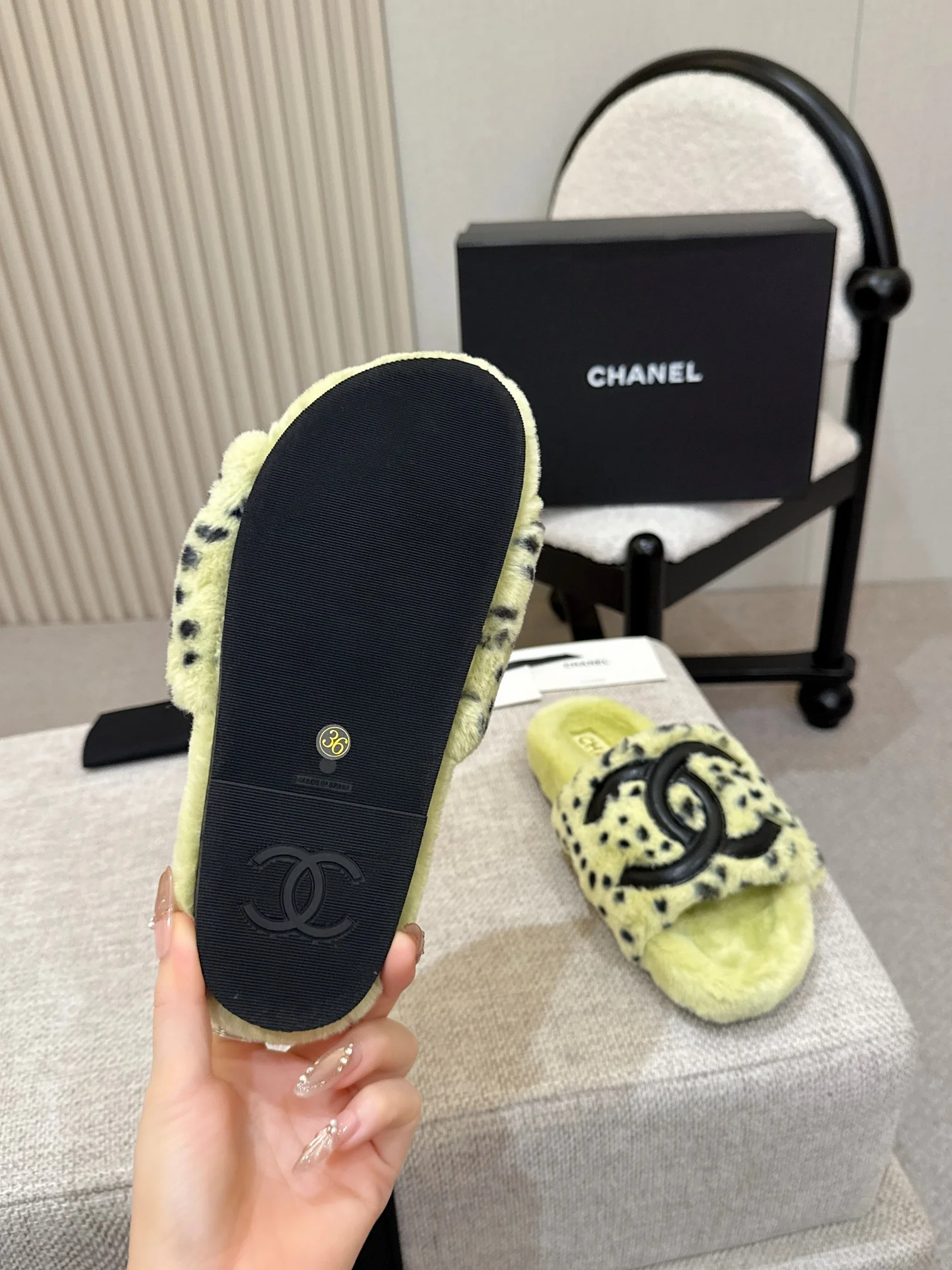 CHANEL Slides Wool Yellow-Black EU35-42 A80202609110517 - Image 11