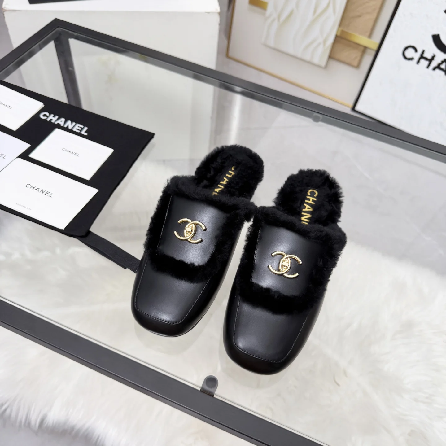 CHANEL Slippers Shearling Leather Black-Gold EU35-41 B40202609110257 - Image 8