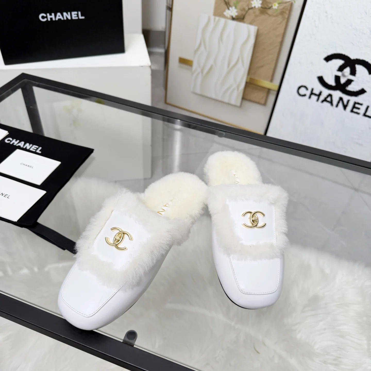CHANEL Slippers Shearling Leather White-Gold EU35-41 B40202609110258 - Image 7