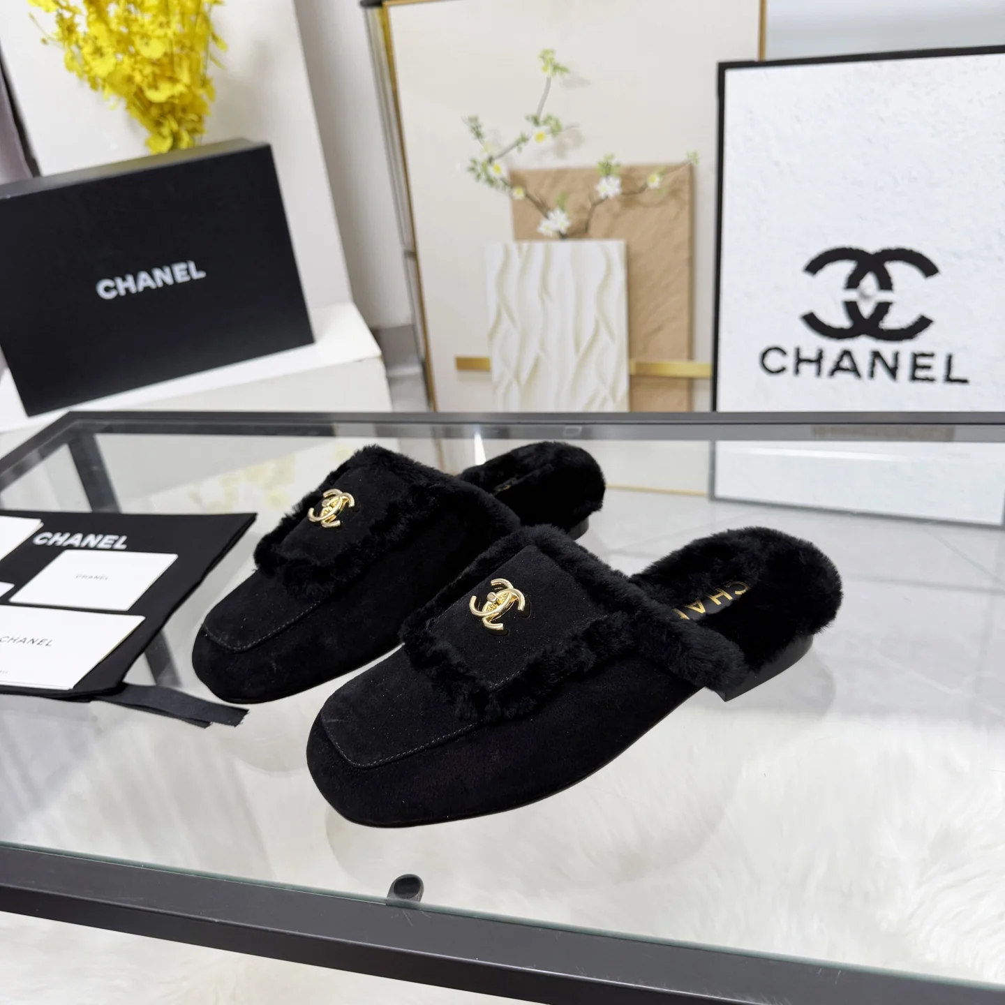 CHANEL Slippers Sheepskin Leather Black-Gold EU35-41 B40202609110262 - Image 6
