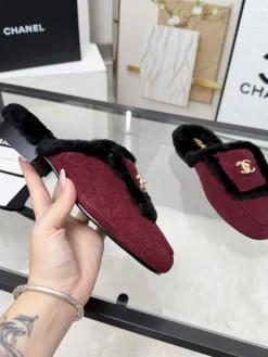 CHANEL Slippers Sheepskin Leather Burgundy-Black EU35-41 B40202609110259