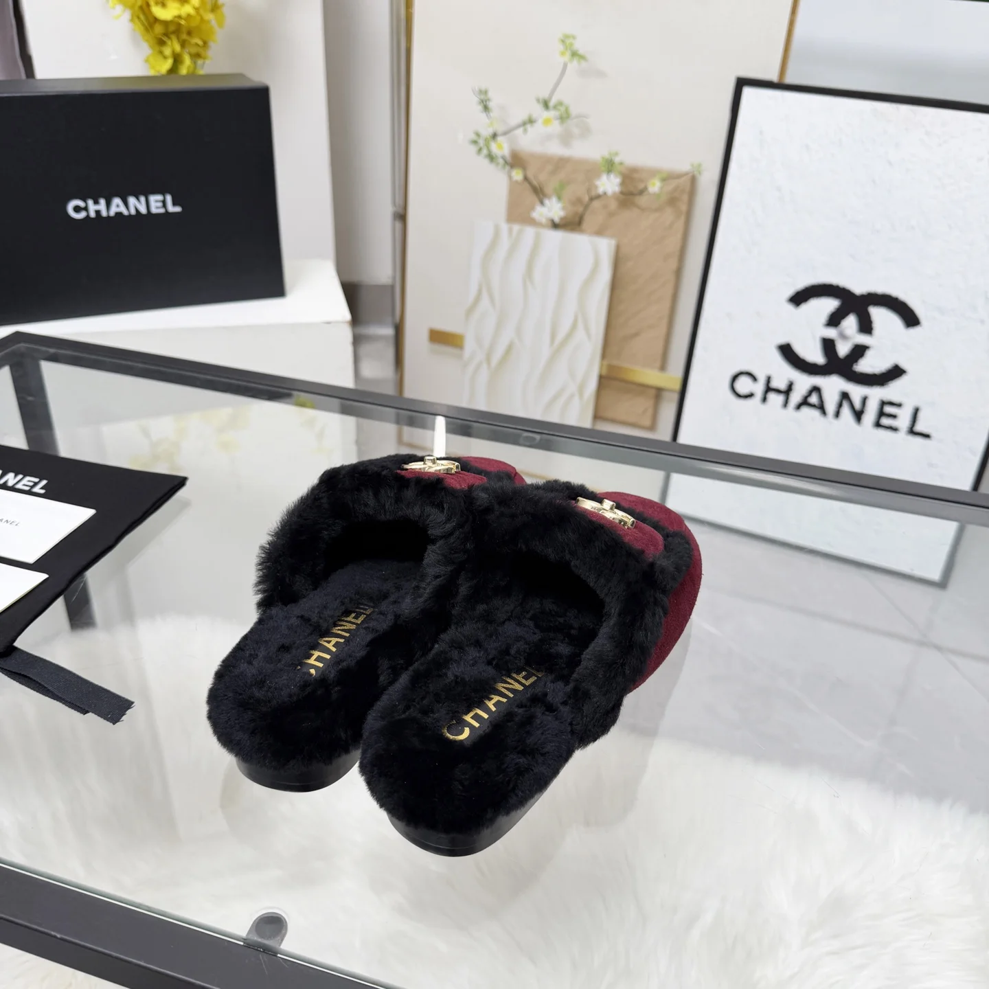 CHANEL Slippers Sheepskin Leather Burgundy-Black EU35-41 B40202609110259 - Image 6